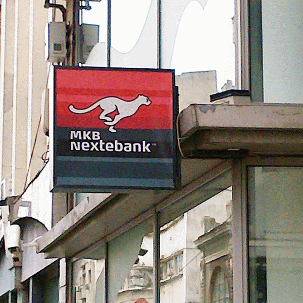 BNR a aprobat vânzarea Nextebank