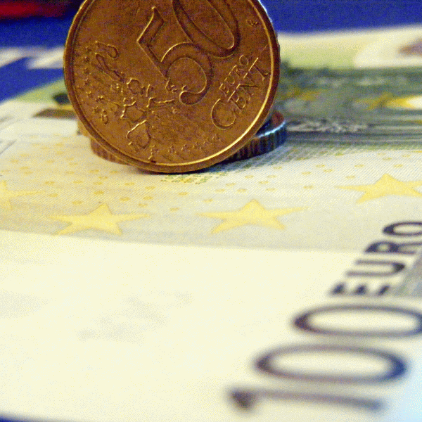 Cresc creditele neperformante în Grecia