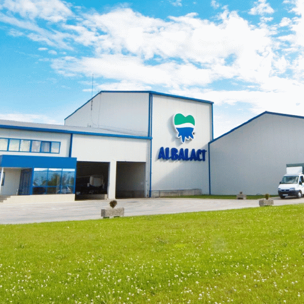 "Creşterea consumului de lactate sub mărci private nu afectează vânzările de brand"