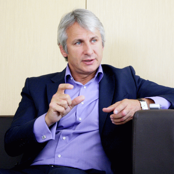 "Am în vedere un grad de absorbţie de 80% pentru finalul anului viitor"
