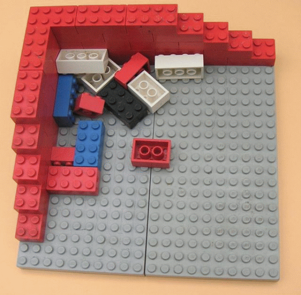  LEGO - un joc care îşi schimbă regulile