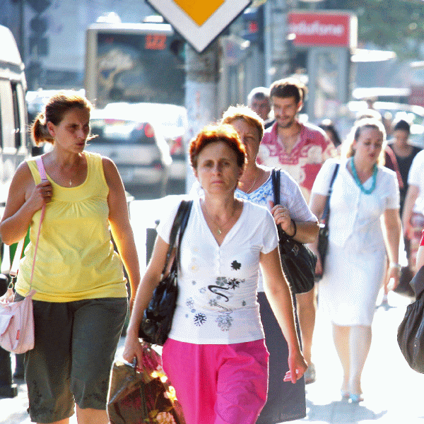 "Managerii nu mai au curajul să facă angajări"