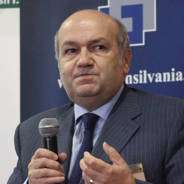 Marian Petre Miluţ: "În urma Conferinţei organizată acum două săptămâni de Ziarul BURSA pe piaţa de capital, la care am încercat să-i demonstrez directorului general al BVB, Ludwik Sobolewski, faptul că nu cunoaşte companiile româneşti cu capital privat, Sobolewski mi-a scris o scrisoare în care mi-a arătat încă o dată că nu cunoaşte companiile de pe bursă".