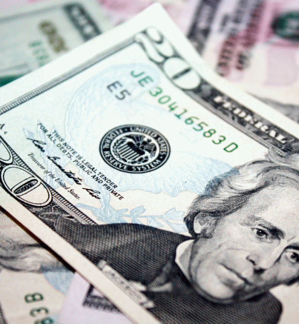 Numărul miliardarilor s-a dublat după criza financiară