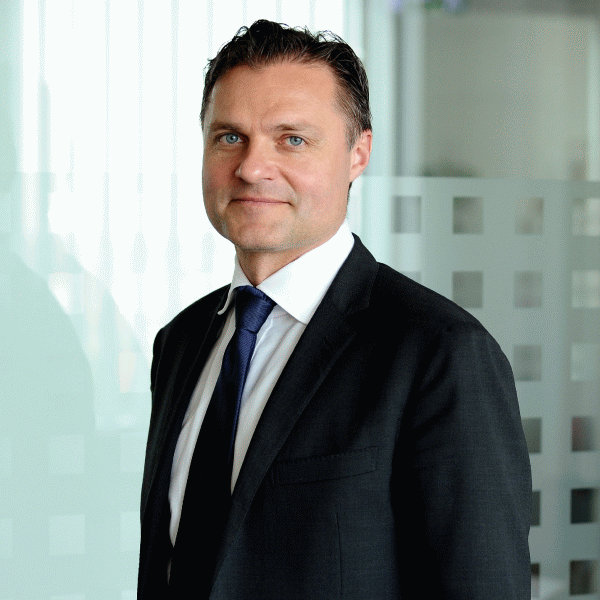 Greg Konieczny, managerul FP, are toată documentaţia pregătită pentru listarea Fondului pe Bursa de Valori de la Londra.
