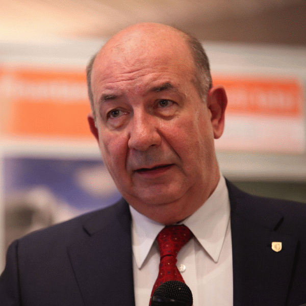  "Una din şapte companii se află în insolvenţă"