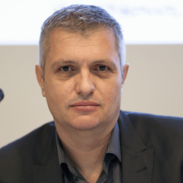 "Construcţiile rezidenţiale, cele mai predispuse la încălcarea autorizaţiilor"