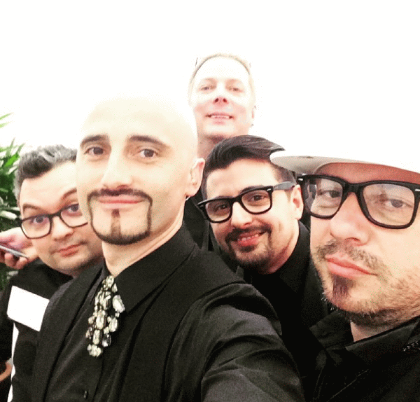 Apreciaţi în afară, criticaţi în ţară