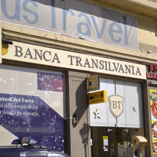 Banca Transilvania, hrănită cu jar: după Volksbank, apoi Piraeus?