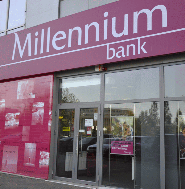 Millennium Bank pierde un proces cu un grup, privind comisionul de acordare din contracte de credit