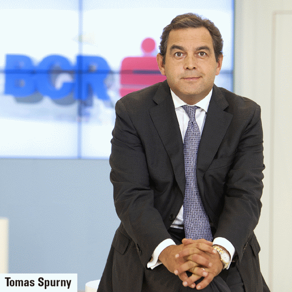 Tomas Spurny: "Vrem să reducem cu 30-40% ratele clienţilor aflaţi în dificultate"