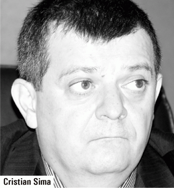 Un fost spion spune că racolarea lui Sima este o minciună