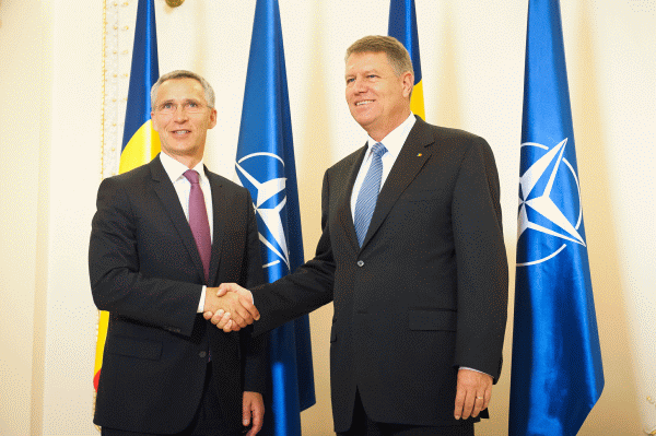Iohannis: "Politica NATO vizează consolidarea securităţii, nu ne dorim o nouă cursă a înarmărilor"