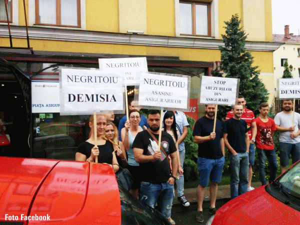 Mişu Negriţoiu, întâmpinat cu proteste la Cluj