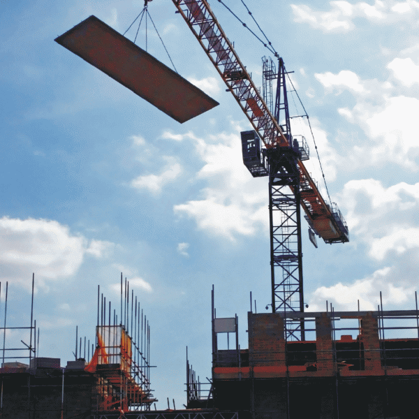 Constructorii ţin morţiş să primeze oferta tehnico-economică în cadrul licitaţiilor