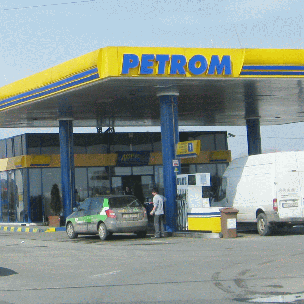 Statul vrea să reia vânzarea acţiunilor Petrom către salariaţi