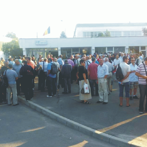 Protest spontan la IAR Ghimbav