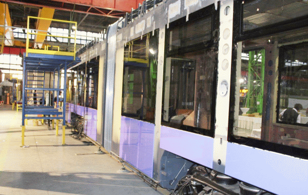 Noul tramvai este produs la fabrica din Arad.