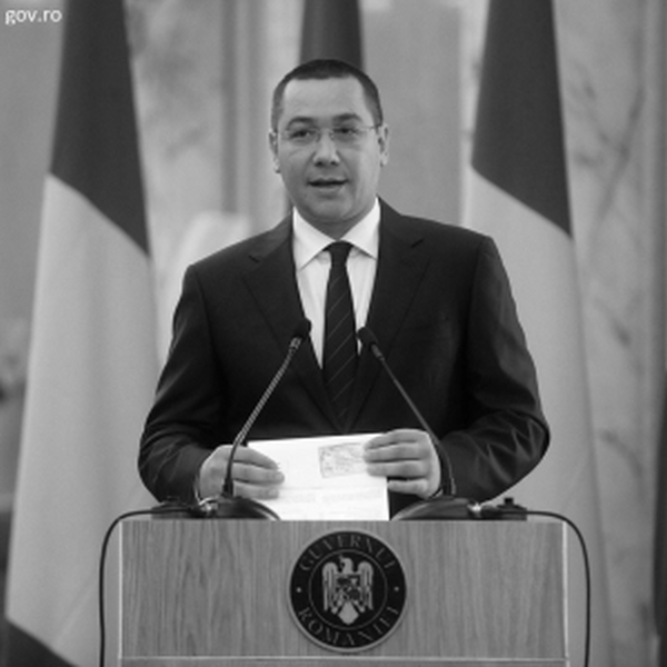Ponta: "Începând de astăzi îmi depun mandatul şi pe al guvernului"