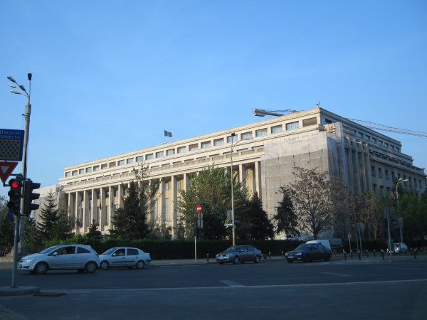 Guvernul propune îmbunătăţirea legislaţiei privind guvernanţa corporativă