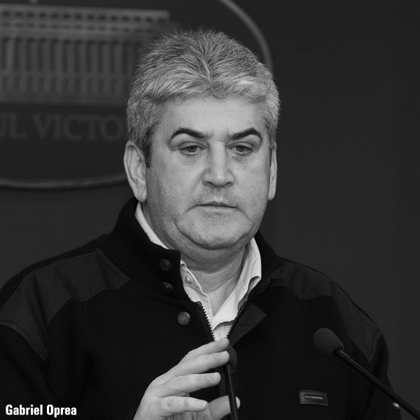 Gabriel Oprea a demisionat din funcţia de preşedinte UNPR 
