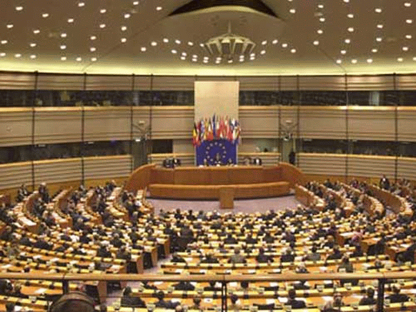 Parlamentul European vrea un registru public pentru obligaţiunile garantate cu active