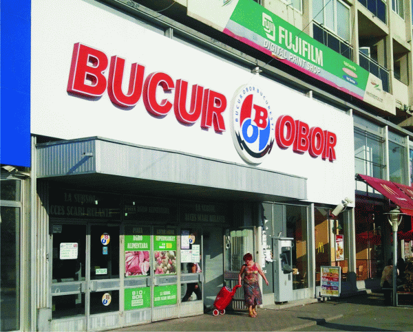 Acţionarii actuali pot să-i despăgubească pe cei furaţi de acţiunile Bucur Obor
