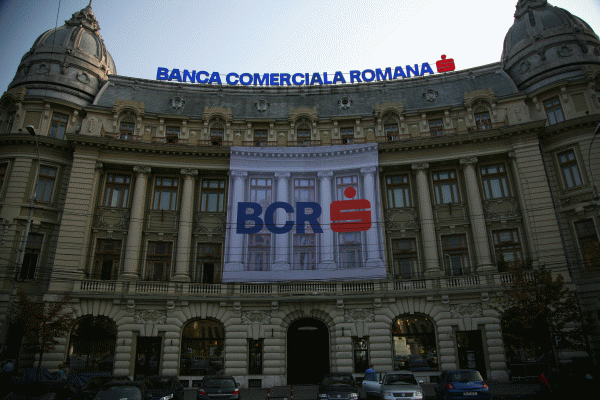 Curtea de Apel Bucureşti cere investigaţii la BCR în urma unor suspiciuni de spălare de bani