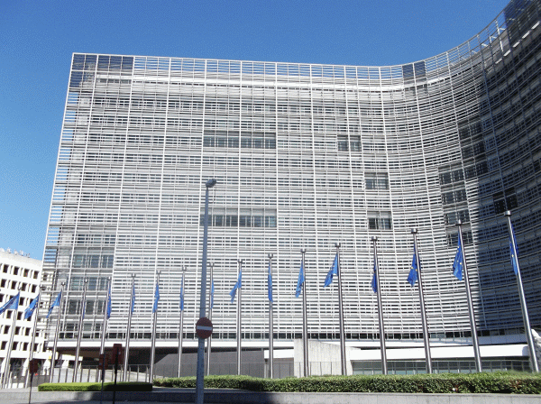CE a aprobat importurile de boabe de soia modificate genetic de la Monsanto şi Bayer