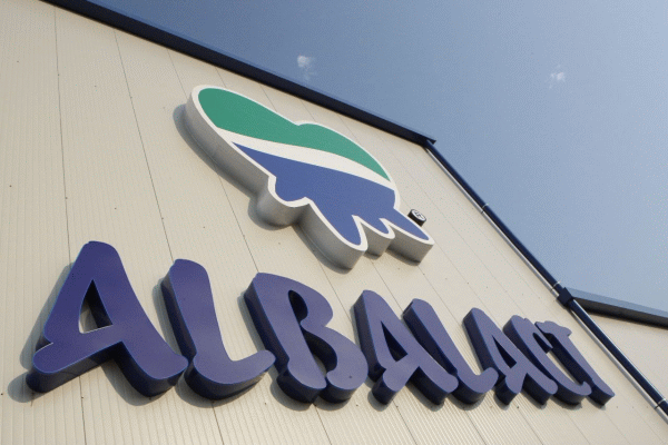 Prin preluarea Albalact, Lactalis vrea să concureze cu brânzeturile importate de competitori
