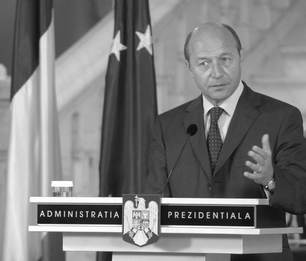 Decizia de a-l trimite în judecată pe Traian Băsescu a fost infirmată