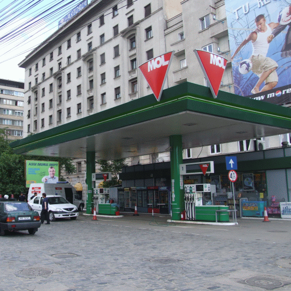 Vânzările retail ale Grupului MOL în România au crescut cu 16% în volum