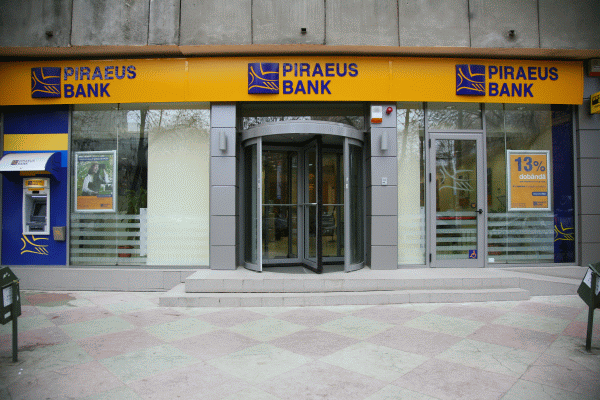 Piraeus Bank propune conversia creditelor luate în CHF