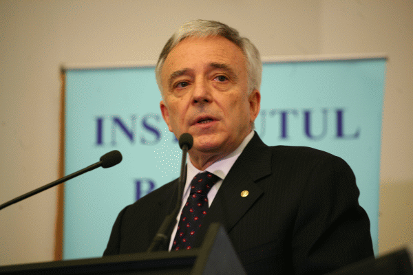 "Venitul mediu lunar al guvernatorului Isărescu din 2015 - circa 16.000 euro"