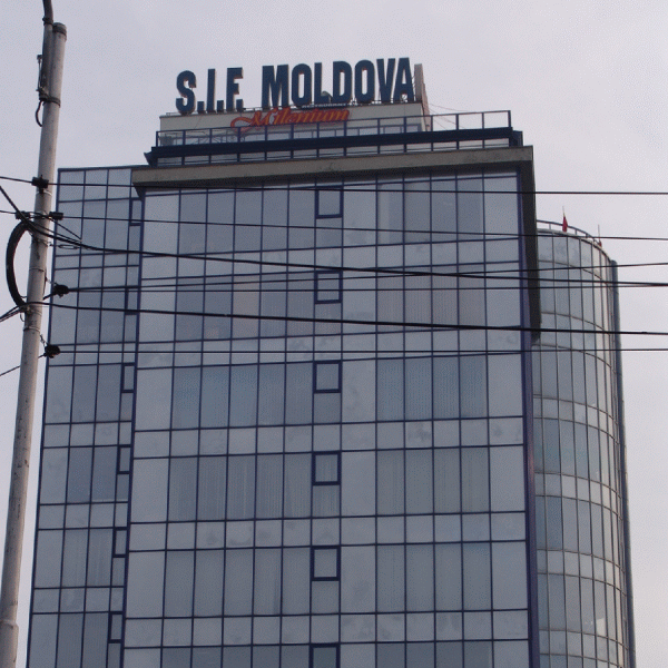 Instanţa a menţinut decizia acţionarilor SIF Moldova, privind consolidarea acţiunilor
