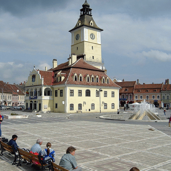 Luna august a adus 140.000 de turişti, la Braşov