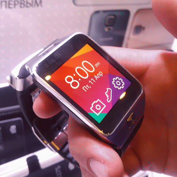 Vânzarea de smartwatch-uri scade cu 51,6% anual