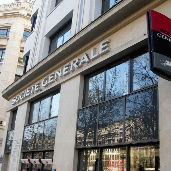 Societe Generale va opri din 2017 finanţarea centralelor electrice pe bază de cărbune