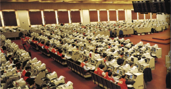 Indicii asiatici erau în urcare