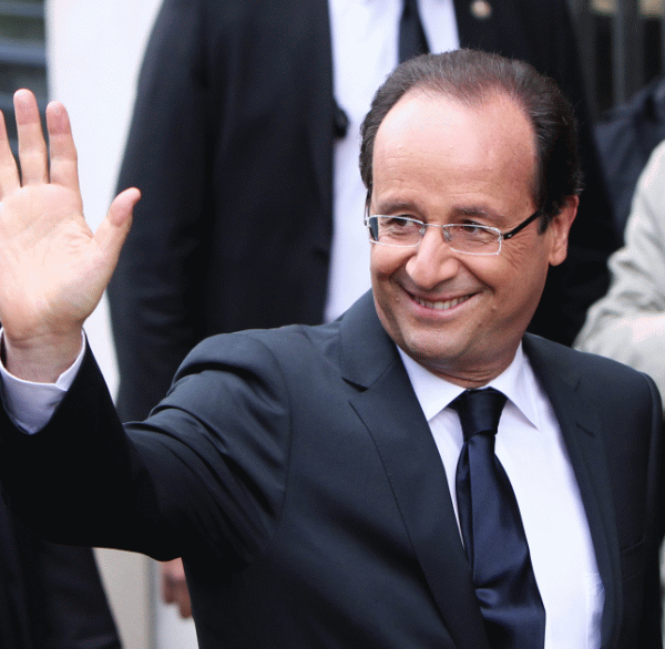 Preşedintele AN vrea ca Hollande, Valls, Macron şi Melenchon să participe la alegerile stângii
