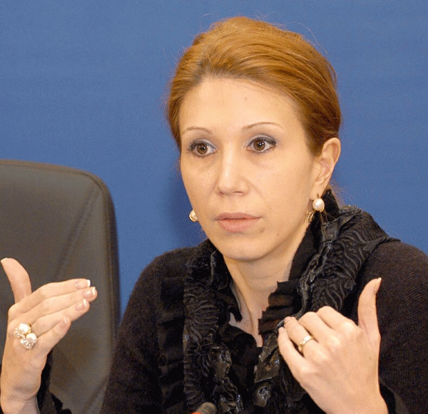 PNL susţine creşterea salariului minim concomitent cu legea salarizării unitare şi investiţiile private