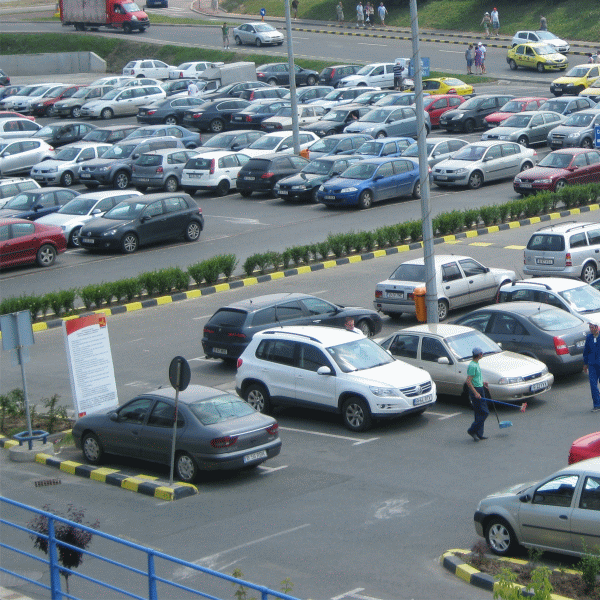 AEB: Vânzările auto vor reveni pe creştere în 2017, după patru ani de declin