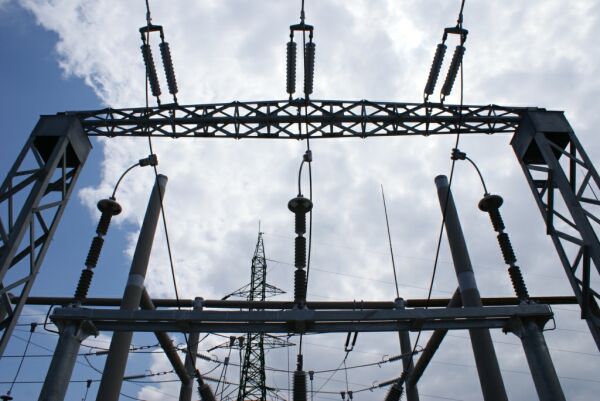 Se întrerupe temporar alimentarea cu energie electrică în anumite zone din Bucureşti şi Ilfov