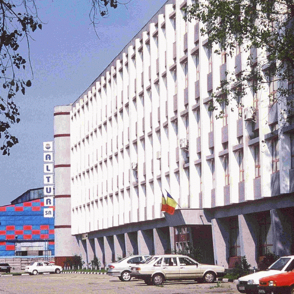 Altur Slatina îşi vinde acţiunile deţinute la cinci SIF-uri, pentru a rambursa creditele