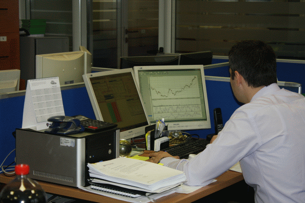Wall Street a deschis în creştere