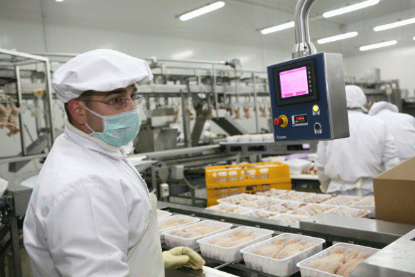 Acţionarii "Avicola" Slobozia, convocaţi să decidă menţinerea la tranzacţionare sau delistarea