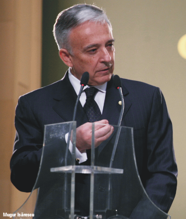 NBR governor Mugur Isărescu will no longer have immunity on the Macroprudential Oversight Committee