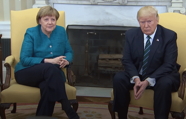 Angela Merkel şi Donald Trump (Sursa foto: captură Youtube)