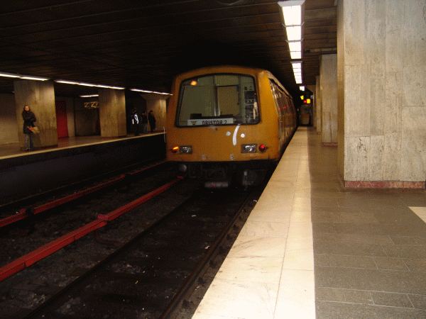 Staţiile de metrou Laminorului şi Străuleşti, inaugurate oficial
