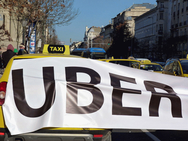 "Uber" poate opera din nou în Italia 